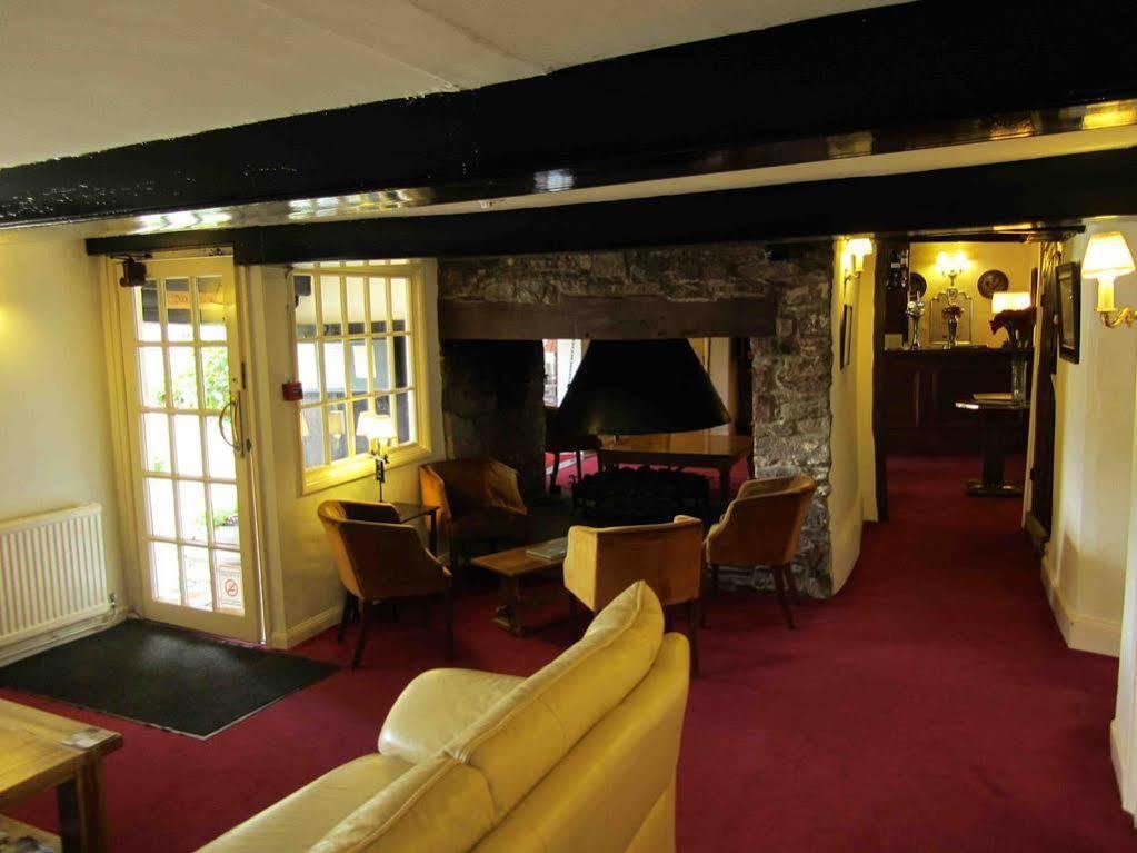 The Three Cocks Coaching Inn Glasbury Экстерьер фото